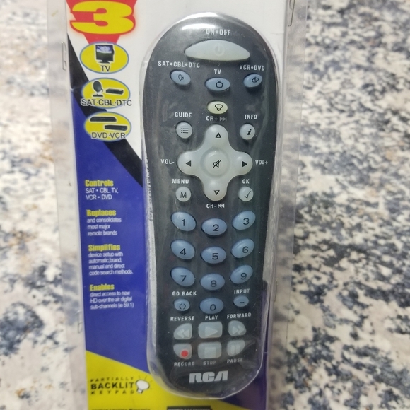 New In Package RCA Universal Remote Control - Picture 5 of 11